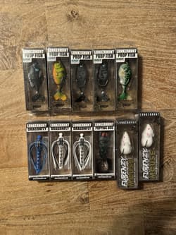 LunkerHunt And Booyah Lot Of 50 - Thumbnail 2