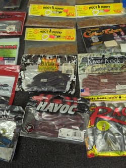 bass fishing soft plastic lot Full Packs-Partial Yum Strike King Prowler #44 - Thumbnail 4