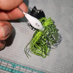 Lucky Craft Minnsha V-Arm Spinnerbait, Fish-Attracting Flashing, Used - Thumbnail 4