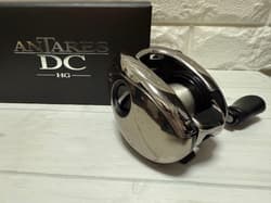 Shimano 21 Antares DC HG Right Hand Baitcasting Reel Made in Japan w/ Box & Bag - Thumbnail 4
