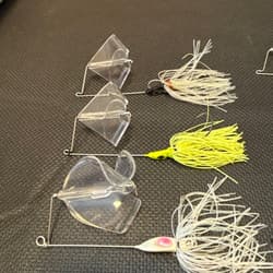 Buzzbait, Un - Thumbnail 4