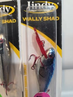 Lot of 3- Lindy Wally Shad 2.5" Blu, Firetiger, Silver Blk 1/3oz Bass Crankbait  - Thumbnail 9