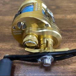 Shimano Calcutta Conquest MD 300g Baitcasting Reel Used with Handle, PE3 200m - Thumbnail 3