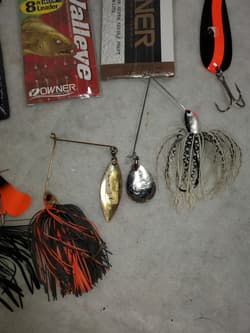 Fishing Lures Lot New/old, Spinnerbait Box, And Other Misc - See Photos  - Thumbnail 4