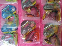 booyah spinnerbait lot of 24 lures  - Thumbnail 3