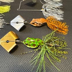 Buzzbait, un - Thumbnail 2