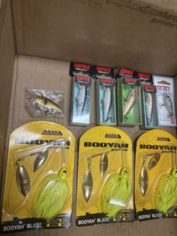 Lot Of 9 New Rapala/Rebel/Booyah Spinning, Floating & Sinking Bass Fishing Lures - Thumbnail 2