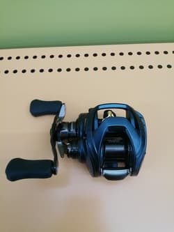 Daiwa 23 Steez Aii Tw 1000Hl Bait Reel - Thumbnail 1