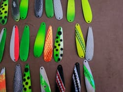 Fishing spoons size 3",4" lot of 63 used salmon trout trolling FREE SHIPPING! - Thumbnail 4