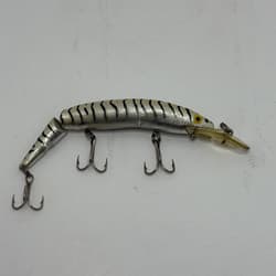 Lot of Fishing Lures, Treble Hooks, Bait, Floats and an Alabama Rig - Thumbnail 9
