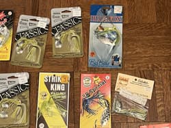 Huge Mixed Lot of 22 Bass Fishing Spinnerbaits (NOS) Strike King Rebel Lures - Thumbnail 4