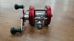 Abugarcia Ambassadeur 5500C Bait Reel - Thumbnail 2