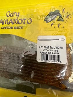 NO.6658 Gary Yamamoto 4.5 inch Flat Tail Worm Near Mint 4-piece Set - Thumbnail 4