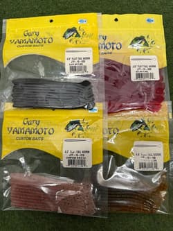 NO.6659 Gary Yamamoto 4.5 inch Flat Tail Worm Near Mint 4-Piece Set - Thumbnail 1