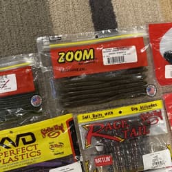 Bass Fishing Soft Plastics Lot (39) Yum Zoom Strike King Keitech 6th Sense - Thumbnail 22