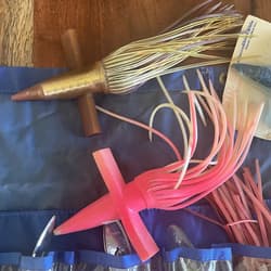 Saltwater Big Game Offshore Marlin, Maui, Wahoo, Dorado,Tuna Lures and Case - Thumbnail 2