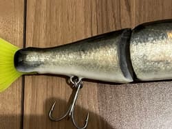 Jointed Claw Magnum Fish Skin Hard Lure UNUSED Excellent Condition - Thumbnail 3