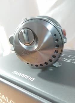 Shimano Calcutta Conquest BFS XG Right Reel 13 BB Saltwater 195g - Thumbnail 9