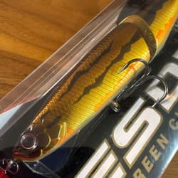 Evergreen ESDRIVE Big Bait Lure Set Red Ugui 2pcs Fishing Accessories - Thumbnail 4