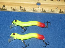 Lot of 2 Strike King Bitsy Wiggler HTF Lures Chartreuse - Thumbnail 2