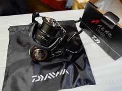 25 Ginrou Daiwa LBQD Rock Fishing Reel - Thumbnail 1