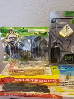 Bass Fishing lot Googan Squad Hummer Buzzbait harmony game changer big bite 🐟  - Thumbnail 1