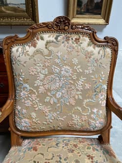 Pair of Louis XV style walnut 1900 armchairs - Thumbnail 7