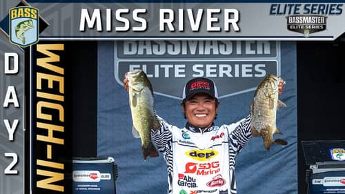 Weigh-in: Day 2 at the Mississippi River (2022 Bassmaster Elite Series)