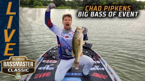 Chad Pipkens catches a giant bass on Ray Roberts