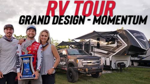RV TOUR - A LOOK INSIDE HOW WE TRAVEL THE COUNTRY