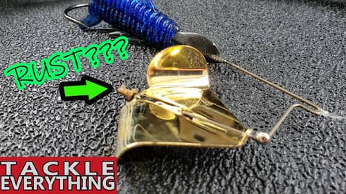 Does a Rusty Rivet Actually Help You CATCH MORE Bass??? (Buzzbait: Picasso Rusty Squeaker)