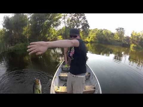 Shallow Jig Fishing in the Fall
