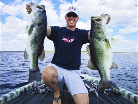 Epic Battle with 9.5lb Bass on Light Line while Spoon Fishing on Lake Fork