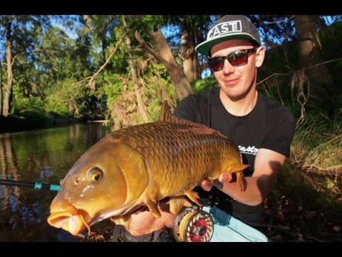 Flyfishing for Carp - Benny Coombes and Spinksy (Cast Mag)