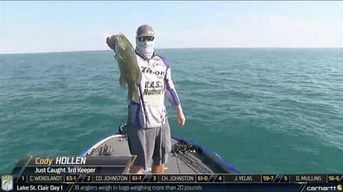 Nation Champion Cody Hollen getting started on Bassmaster LIVE