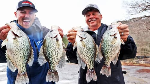 Catching BIG CRAPPIE In The STORM!! (RIVER CURRENT)
