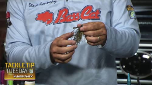 How Steve Kennedy quickly makes his own jig skirts