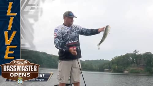 Bassmaster OPEN: Jason Lambert lands a limit and takes the lead