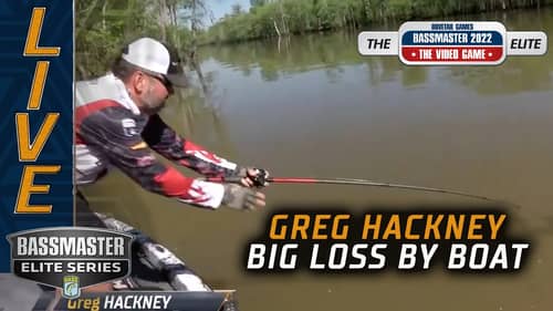 Greg Hackney loses a big Sabine River bass at the boat