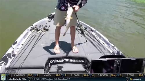 Kyle Monti's two topwater blowups (Yamaha Clip of the Day)