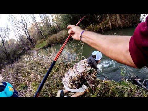 Finding BIG FISH in a HIDDEN CITY POND!!