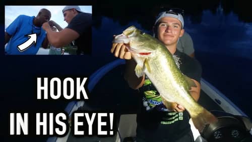 Hooked In His Eye... Big Bass Fishing