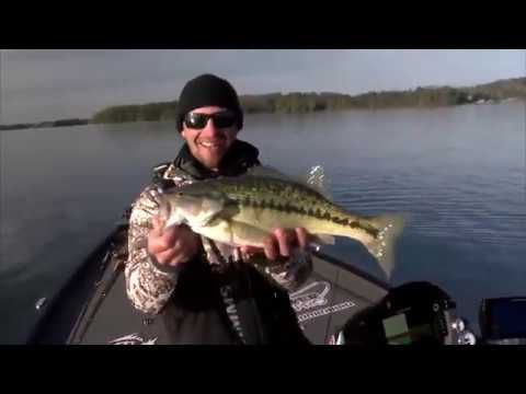 Lake Lanier: Early action from Day 1 of Bassmaster Elite