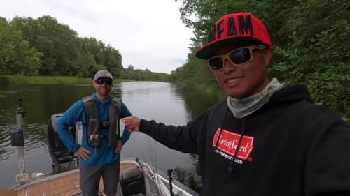 Minnesota River Fishing with @YakFishField  & @OliverNgy