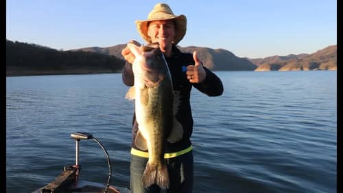 Finding BIG BASS Winter Fishing In Mexico!