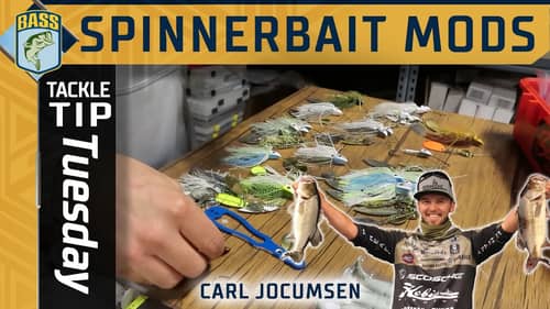 Customizing a Spinnerbait out of the package with Carl Jocumsen