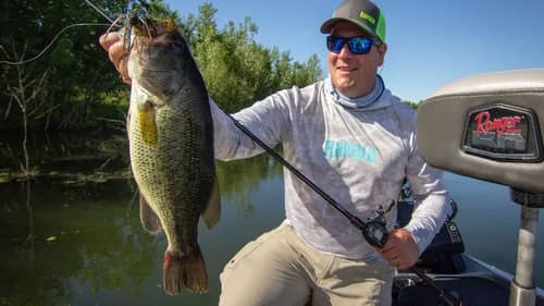 Mastering a 2-Pronged Crankbait and Jig Strategy for Bass