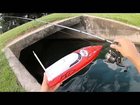 Using an RC BOAT to CATCH FISH!! (IN A TUNNEL)