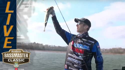 CLASSIC: Card catches 4 pounder at the Bassmaster Classic