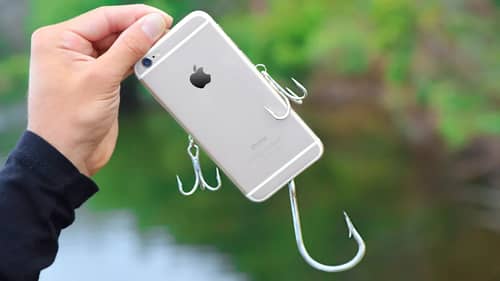 World's BEST IPHONE FISHING LURE! (Actually Works!)